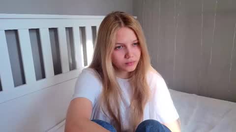 Emma online show from March 9, 8:52 am