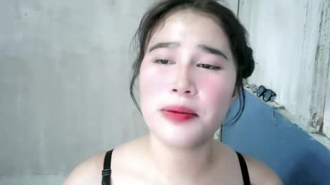 Im Rain online show from May 2, 10:43 am