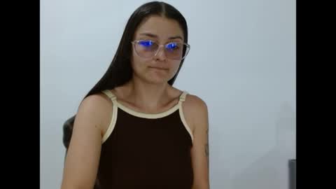 Valeri Villalobos  IG villa lobosvaleri online show from June 4, 1:44 am