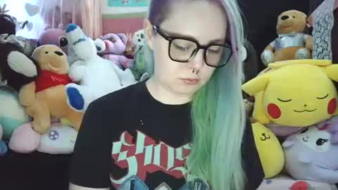 Snapshot of lilemmy1999 chatting on March 10, 4:03 pm emily ryanson online show from March 10, 4:03 pm