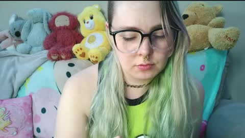 emily ryanson online show from March 30, 10:10 pm