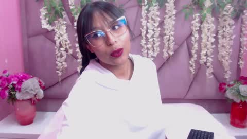 LILI CANDIES online show from September 24, 12:45 pm