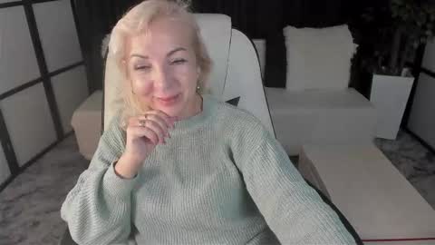 Lilia online show from November 14, 8:16 am