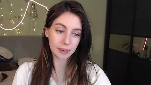 Lilu online show from November 28, 1:24 am