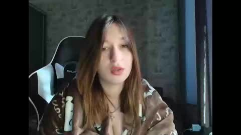 liliawoolf online show from March 9, 5:56 am