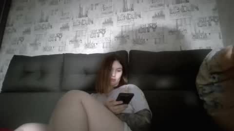 liliawoolf online show from October 25, 6:19 pm