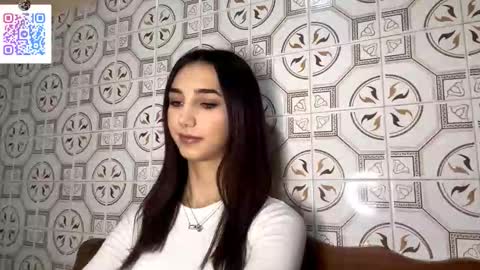 Lina online show from December 5, 10:40 pm