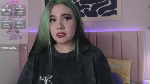 Liliith  online show from April 6, 8:32 pm