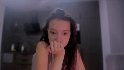 Snapshot of lililaluna chatting on January 17, 9:39 pm ... online show from January 17, 9:39 pm