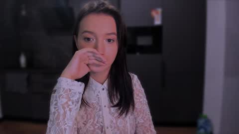 Snapshot of lililaluna chatting on December 17, 5:47 pm ... online show from December 17, 5:47 pm