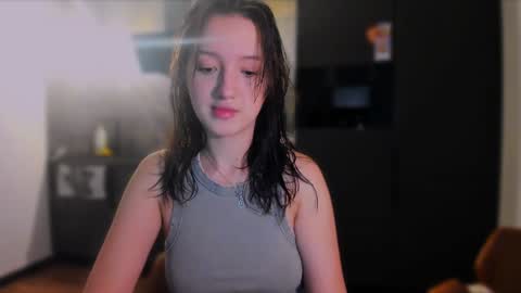 Snapshot of lililaluna chatting on December 4, 11:57 am ... online show from December 4, 11:57 am