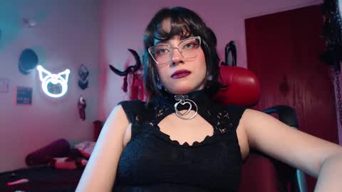 Molly online show from December 21, 1:26 am