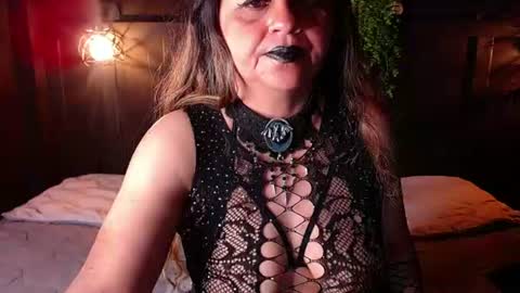 L I L I  online show from July 26, 7:44 pm