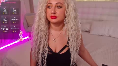 Lilit online show from December 18, 4:46 pm