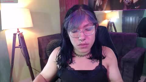 lilith  online show from March 18, 12:22 pm