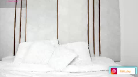 lilith_dry online show from September 26, 6:38 pm