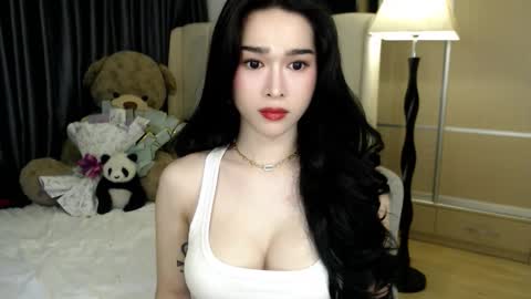 QUEEN LILITH BORBON online show from March 14, 1:09 am