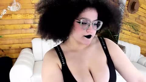 Snapshot of lilith_mesa chatting on September 14, 3:53 am Lilith online show from September 14, 3:53 am