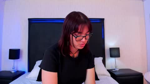 LilithBluum  online show from March 30, 12:05 pm