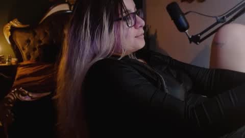 lilithmystic01 online show from February 13, 9:39 pm