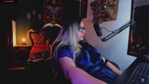 lilithmystic01 online show from February 21, 3:21 pm