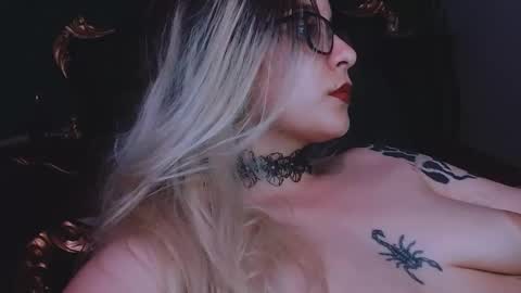 lilithmystic01 online show from February 22, 7:47 pm