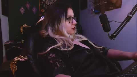 lilithmystic01 online show from March 8, 10:54 am