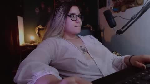 lilithmystic01 online show from February 24, 7:09 pm