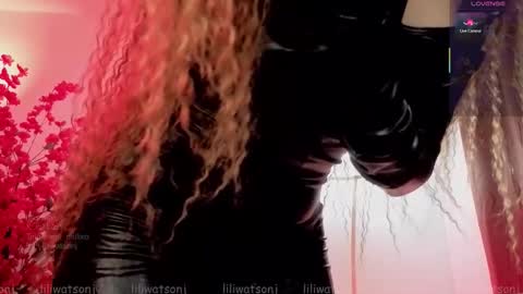 Snapshot of liliwatsonj chatting on October 22, 5:32 am 3 Ig Lilisxo1 online show from October 22, 5:32 am