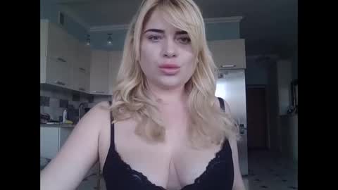 liliya133244 online show from April 5, 8:44 am