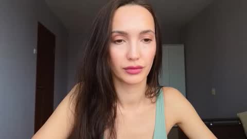 Lillian online show from February 5, 9:13 am