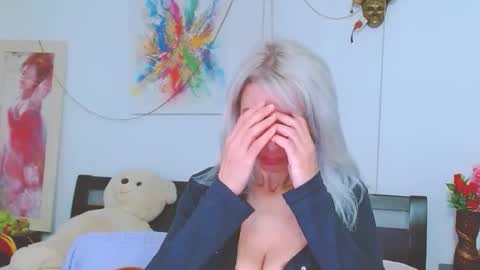 Lara online show from December 20, 6:42 am