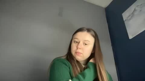 Snapshot of lillianx9zbld chatting on October 22, 6:09 pm Lily online show from October 22, 6:09 pm