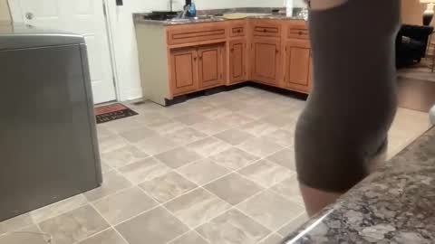 lilly_adams88 online show from March 10, 3:33 am