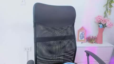 Sweety Lilly Love  online show from November 6, 3:26 pm