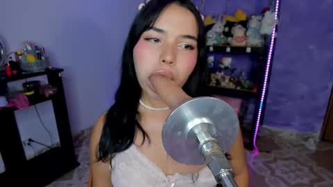 Lilly  online show from September 19, 3:10 am