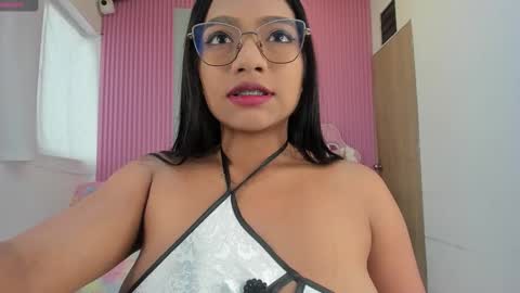 lillyy16 online show from November 25, 11:09 am