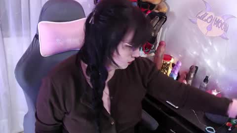 Lilo  online show from September 11, 12:39 pm