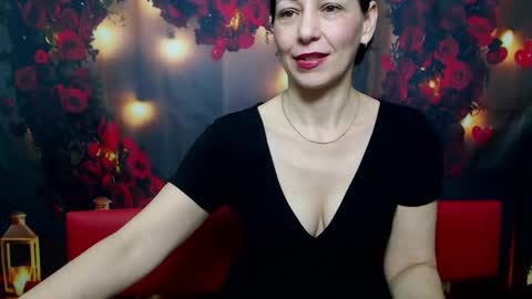 lilugrants online show from March 5, 8:42 pm