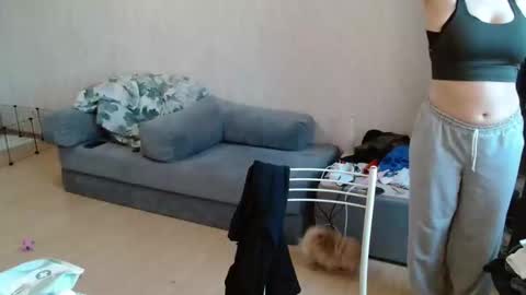 Lily dollyx online show from April 19, 9:10 am