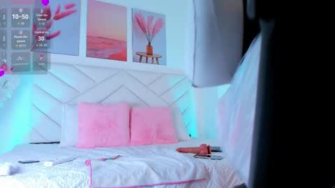   online show from September 15, 5:47 pm