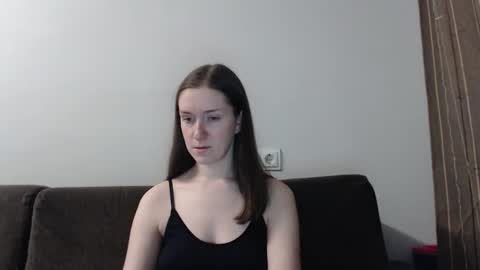 lily_love_x online show from January 17, 9:34 pm