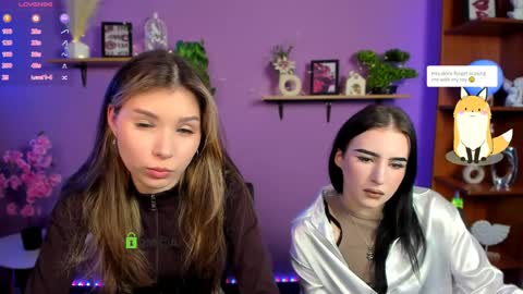 Lily online show from April 1, 6:38 pm