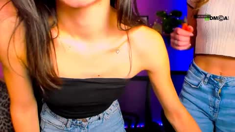 Lily online show from April 15, 6:22 pm