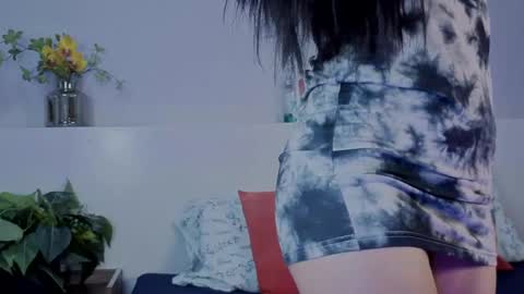 lily_obsession online show from April 17, 12:18 pm