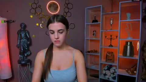 Lily online show from July 28, 12:12 pm