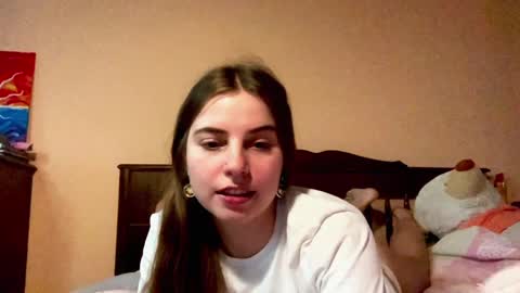 Snapshot of lily_smily chatting on December 29, 12:01 pm Lily online show from December 29, 12:01 pm