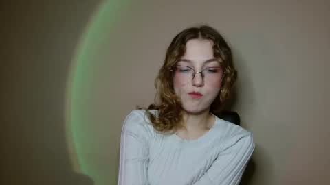 small lily online show from February 11, 4:11 pm