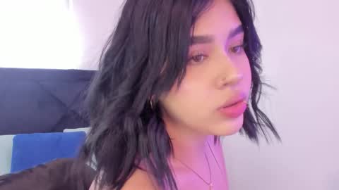 LilyWoodz online show from December 22, 7:09 pm