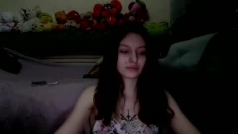 lilycandy_ online show from February 4, 4:08 pm